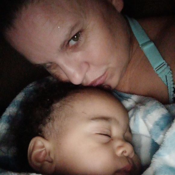 Meet your Posher, Eden - Picture 7 of 8